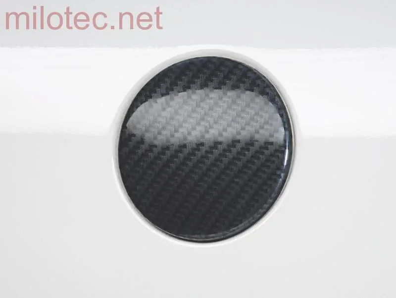 kat.č. 465 06 3D - Kryt emblému - 3D Carbonstyl, Superb I. 2002-2008  /  Superb II. 2008-2013