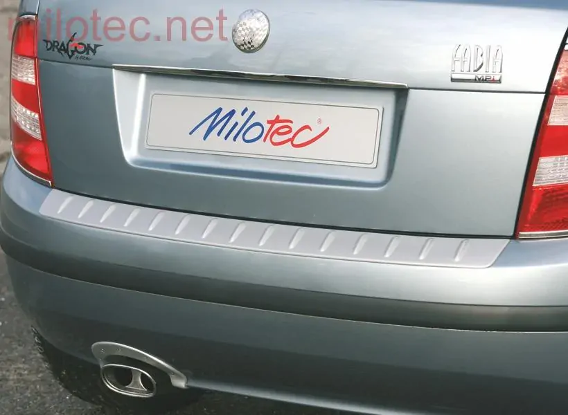 kat.č. 327 15 - Práh pátých dveří s výstupky, stříbrný matný, Fabia I. Limousine 2000-2007