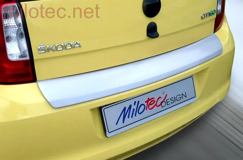 kat.č. 088 15 - Práh pátých dveří, stříbrný matný, Citigo od r.v. 2012