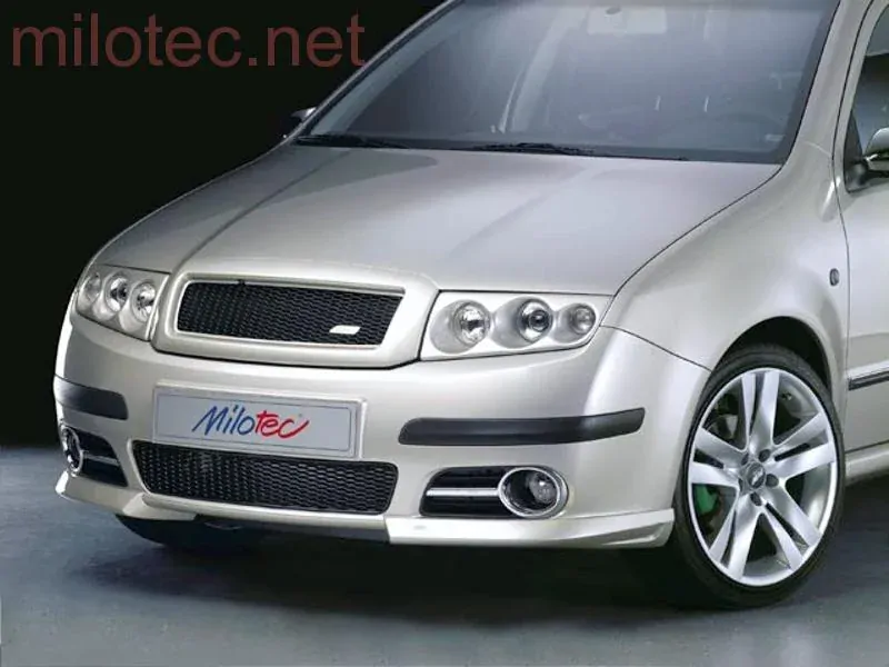 kat.č. 303 04 - Sportovní maska s černou mřížkou, Fabia I. Lim./Combi/RS 2000-2007