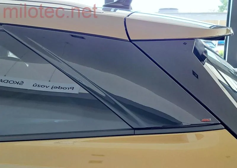 kat.č. 2 919 04 - Kryty bočních D-sloupků, Kodiaq II. 01/2024 –›