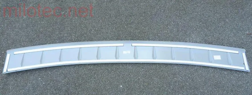 kat.č. 3 655 15 - Práh pátých dveří s výstupky, stříbrný matný, Škoda Octavia III. Lim.RS, od r.v. 2013/2017