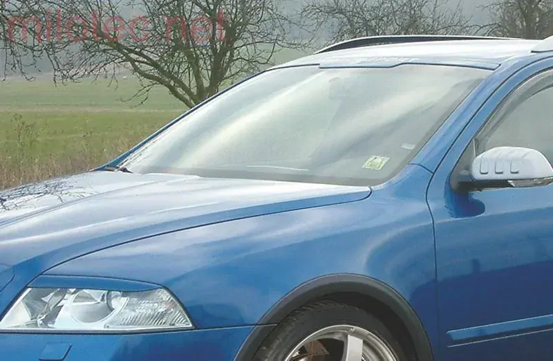 kat.č. 682 04 - Clona předního okna, Škoda Octavia II. 2004-2012